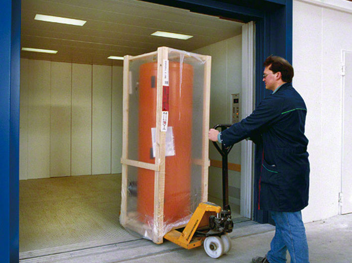 goods lift3